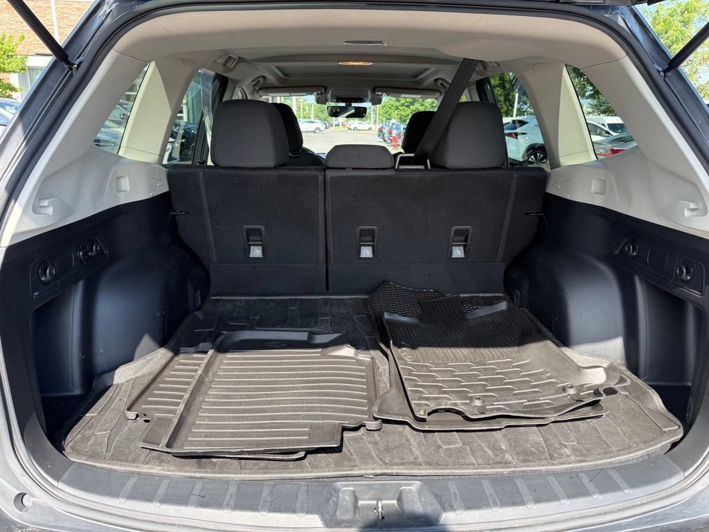 Used 2020 Subaru Forester Premium AWD/4WD image 18