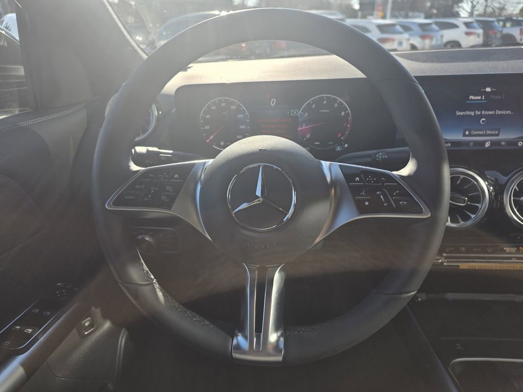 Certified 2025 Mercedes-Benz GLA 250 4MATIC image 18