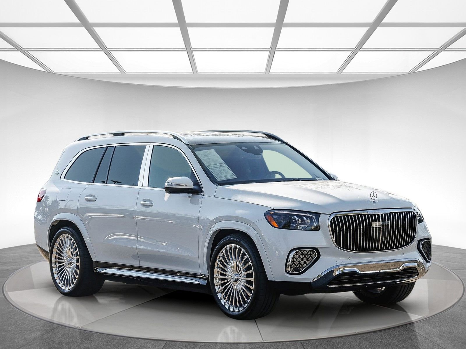 Certified 2025 Mercedes-Benz Maybach GLS 600 4MATIC image 5