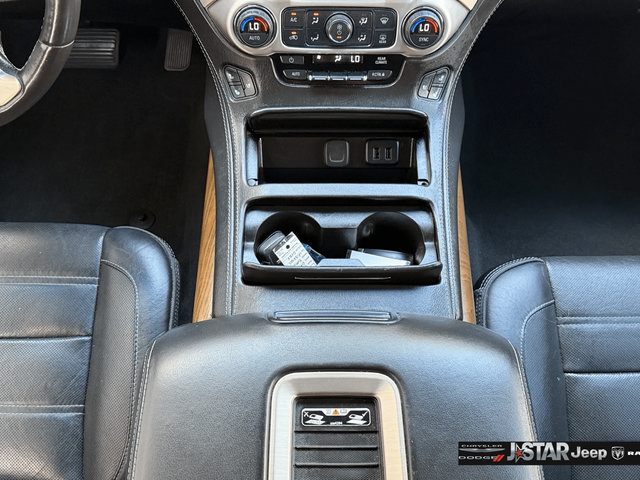 Used 2020 GMC Yukon XL Denali RWD image 15