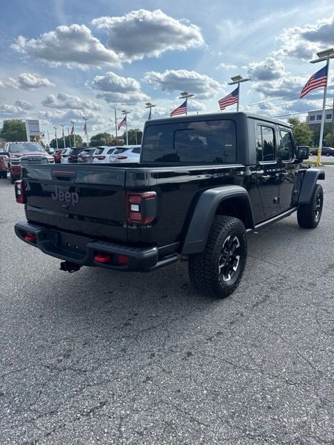 Used 2026 Jeep Gladiator Rubicon AWD/4WD image 5