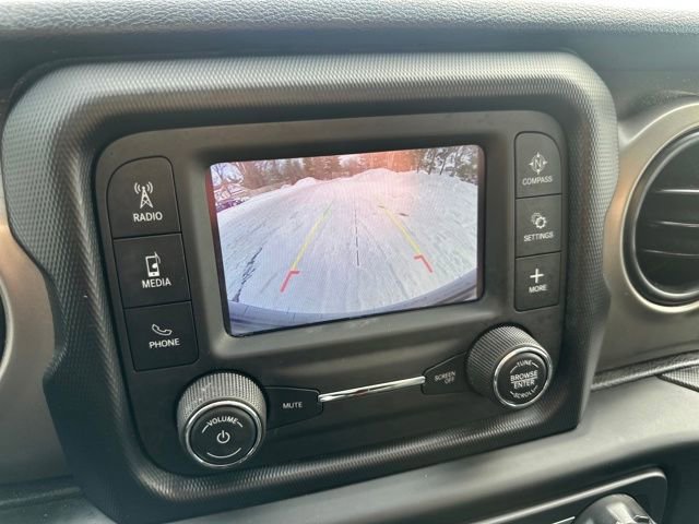Used 2018 Jeep Wrangler Sport image 38