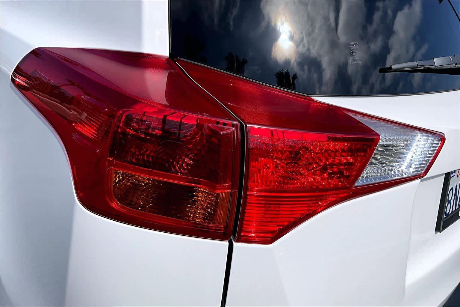 Used 2013 Toyota RAV4 XLE AWD/4WD image 27