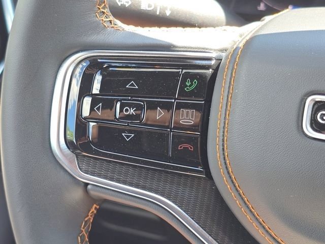 New 2026 Jeep Grand Wagoneer L Summit AWD/4WD image 23