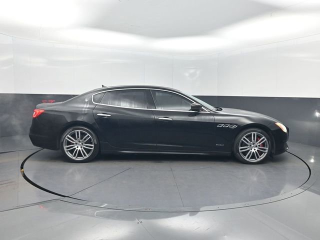 Used 2017 Maserati Quattroporte S GranSport image 34