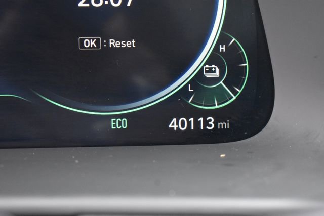 Used 2023 Hyundai Sonata Limited image 28