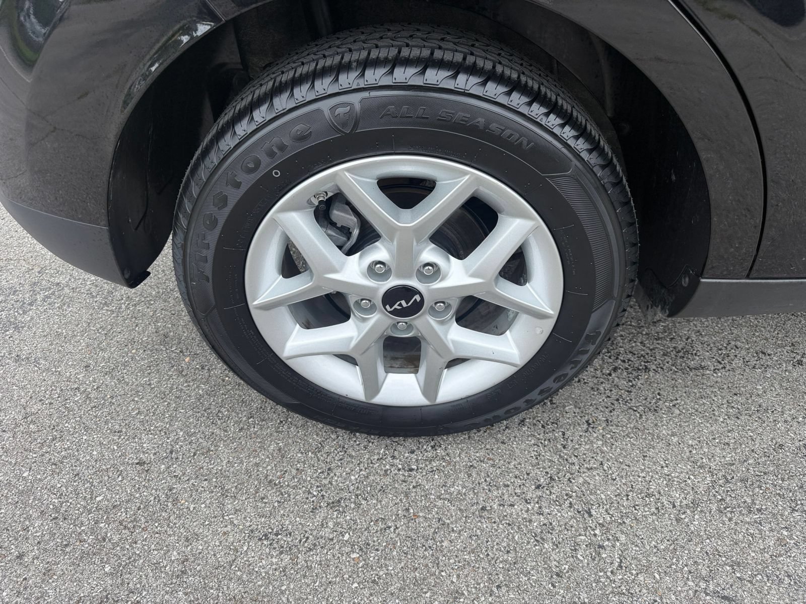 Used 2025 Kia Soul LX w/ LX Technology Package FWD image 28