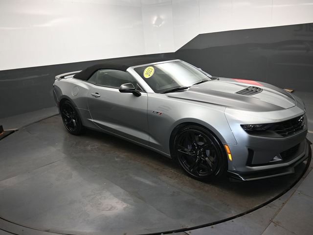 Used 2023 Chevrolet Camaro LT w/ RS Package image 30