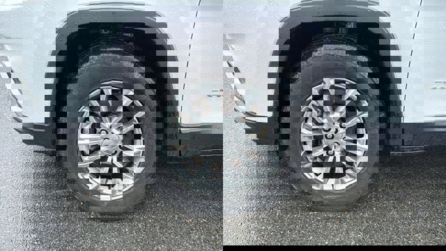 Used 2021 Jeep Cherokee Latitude Lux AWD/4WD image 7