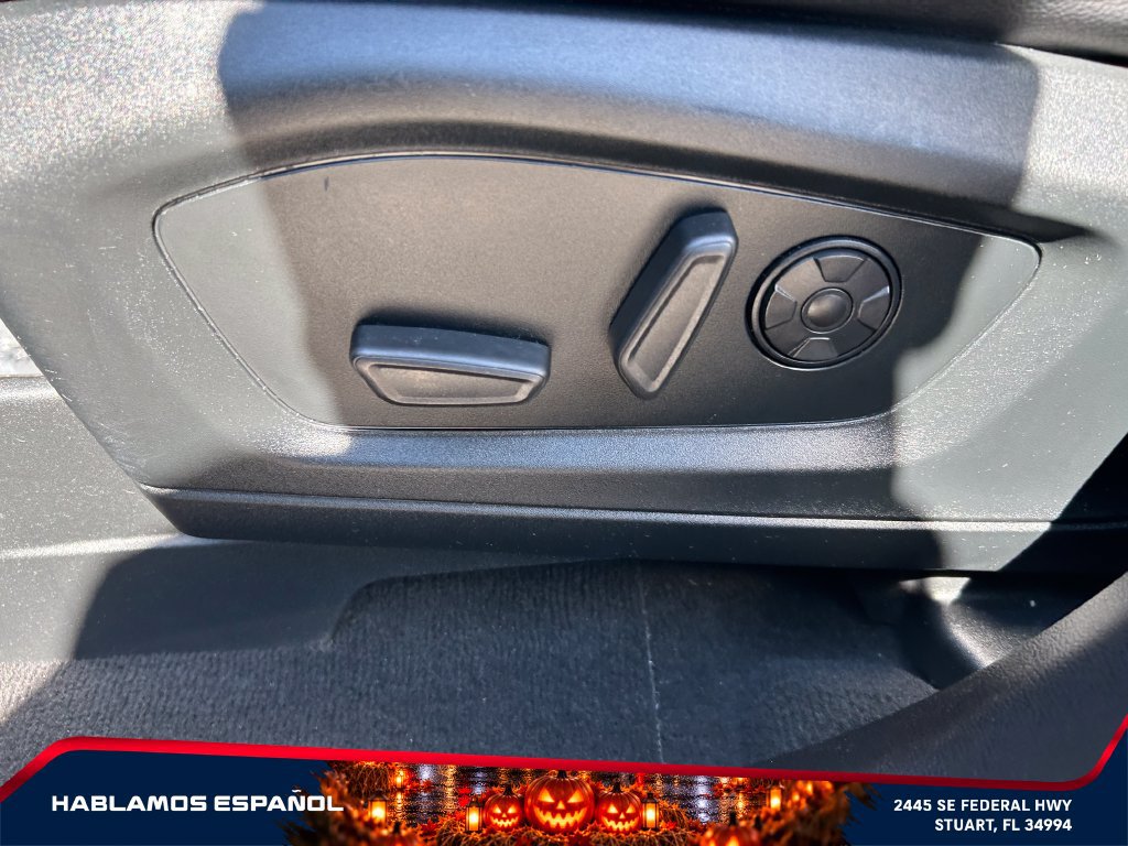 Used 2022 Ford Explorer ST w/ Equipment Group 401A AWD/4WD image 15