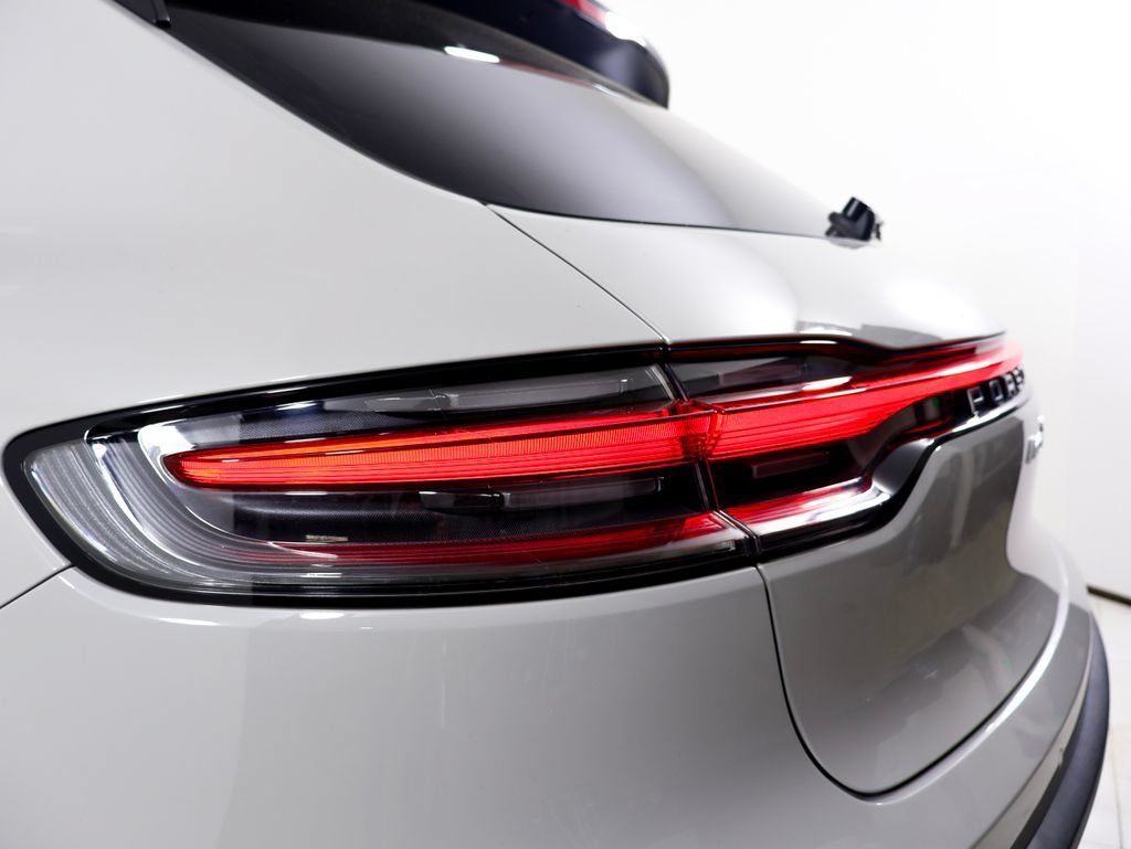 Certified 2023 Porsche Macan S w/ Premium Package AWD/4WD image 12