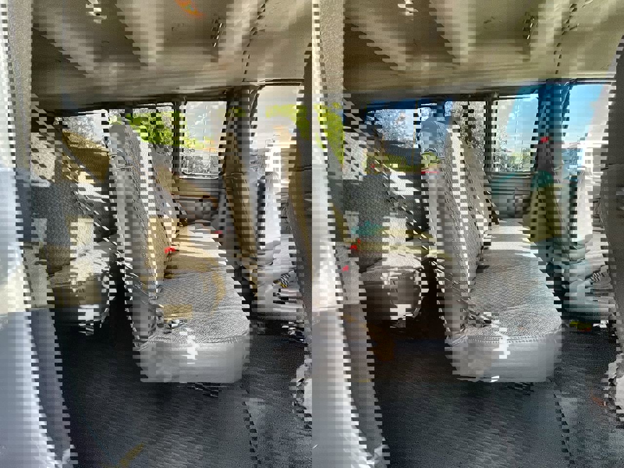 Used 2022 Chevrolet Express 3500 LS image 15