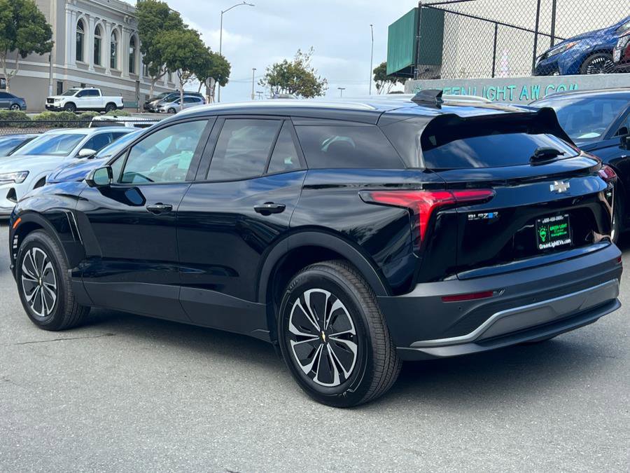 Used 2024 Chevrolet Blazer EV LT image 7