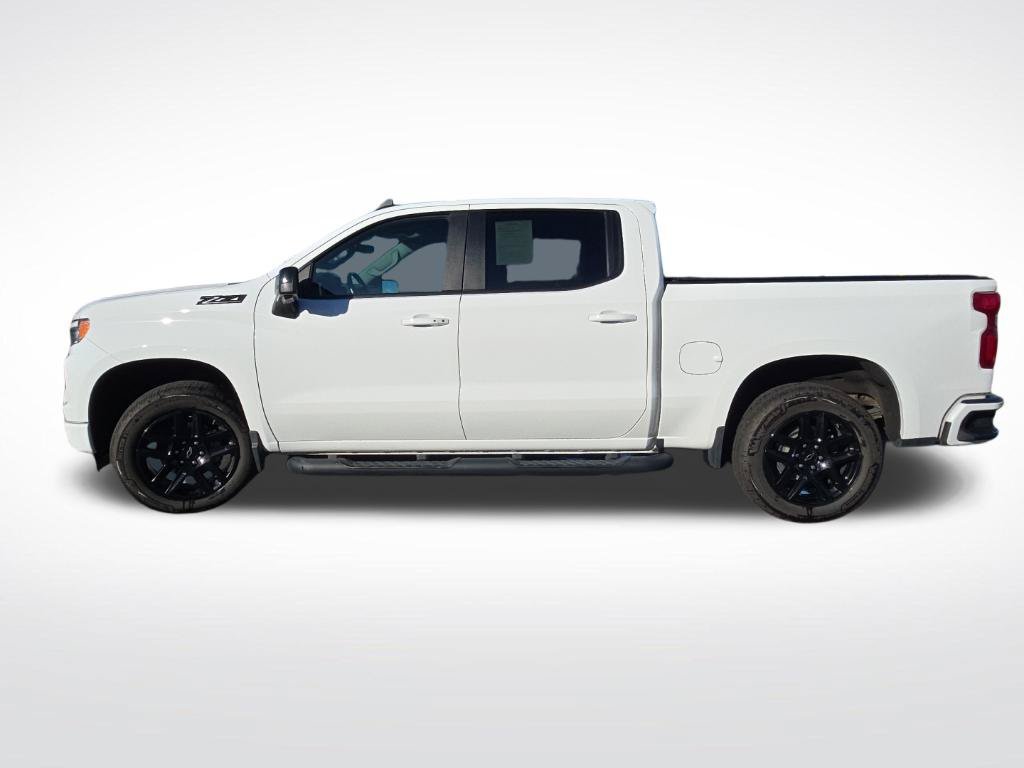 Used 2023 Chevrolet Silverado 1500 RST AWD/4WD image 7