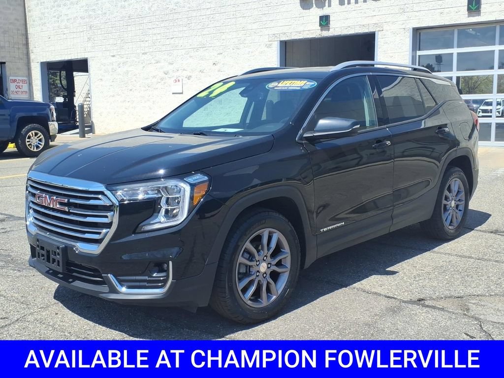 Used 2024 GMC Terrain SLT AWD/4WD image 5