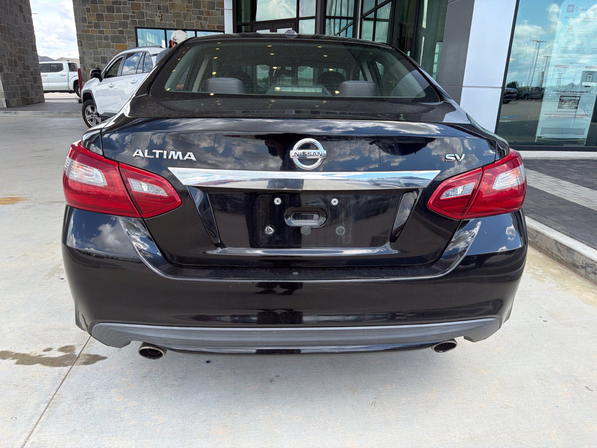 Used 2018 Nissan Altima 2.5 SV FWD image 4