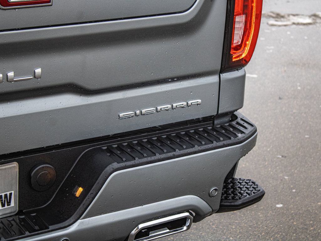 Used 2026 GMC Sierra 1500 Denali image 9