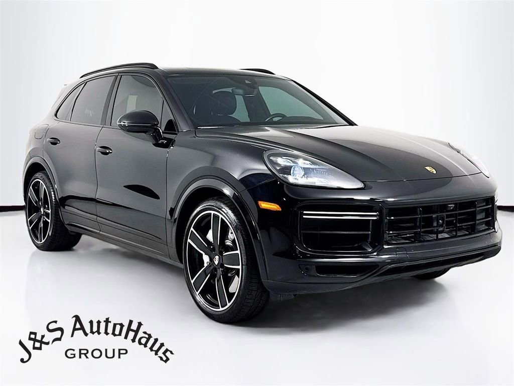 Used 2020 Porsche Cayenne Turbo w/ Assistance Package image 1