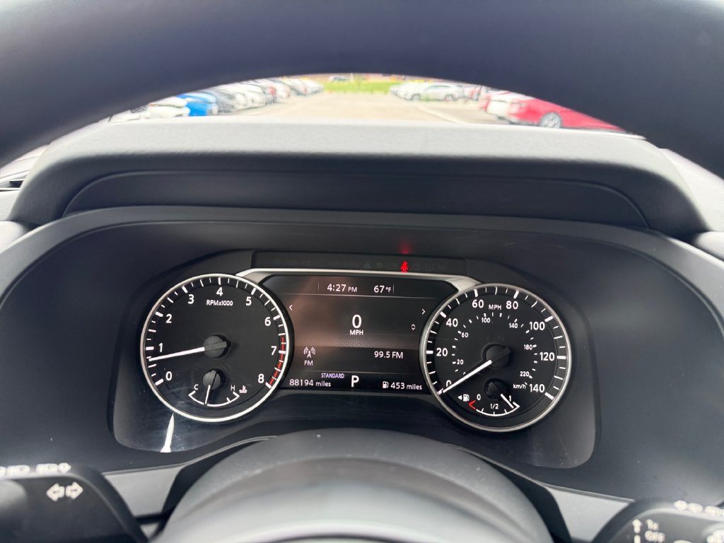 Used 2024 Nissan Pathfinder S FWD image 14