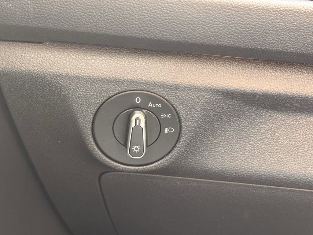 Used 2021 Volkswagen Jetta S w/ Driver Assistance Package image 15