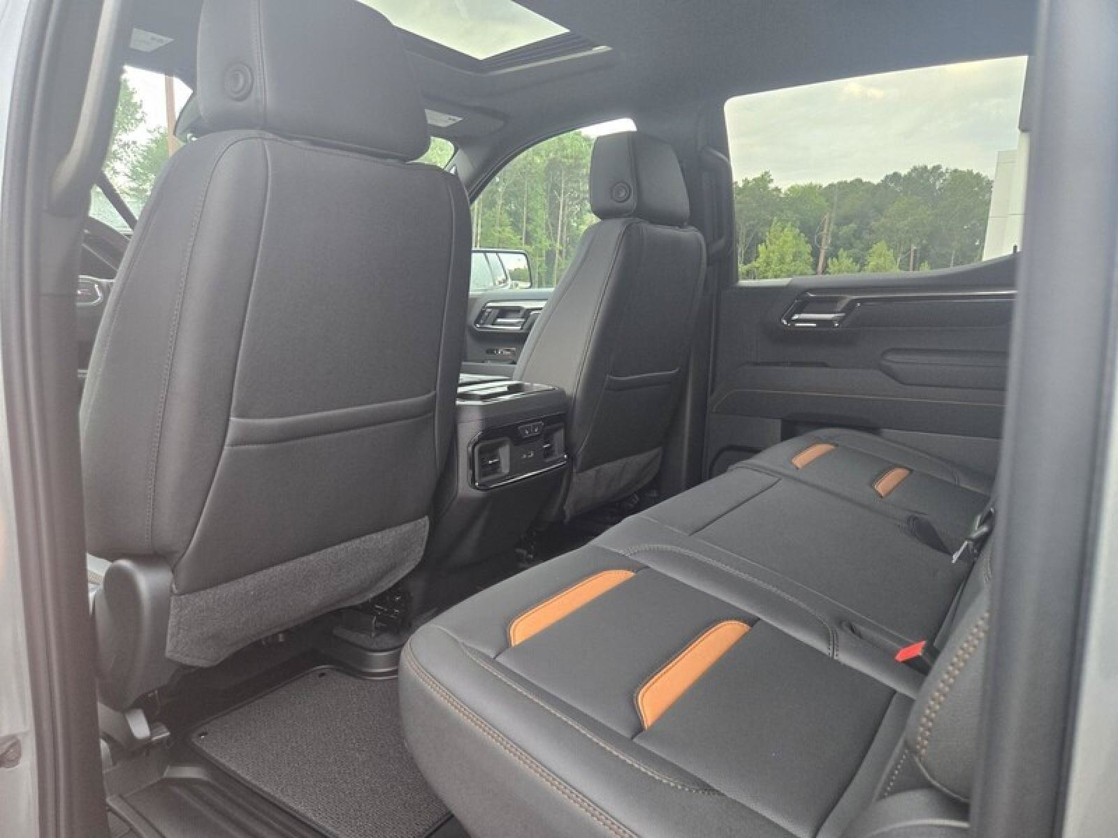 New 2026 GMC Sierra 1500 AT4 w/ AT4 Premium Package AWD/4WD image 23