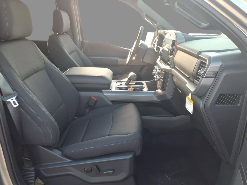 New 2026 Ford F150 XLT w/ Equipment Group 302A MID image 11