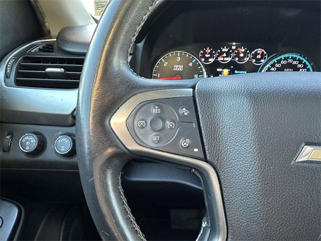 Used 2017 Chevrolet Suburban LT w/ LT Signature Package image 12