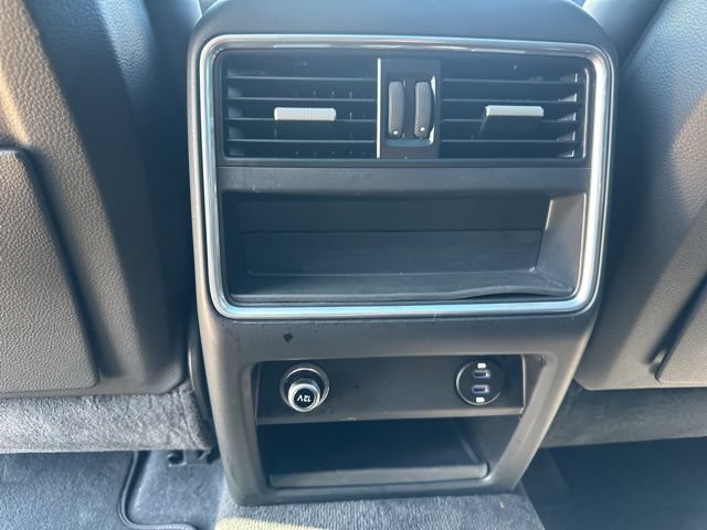 Used 2020 Porsche Cayenne AWD/4WD image 25
