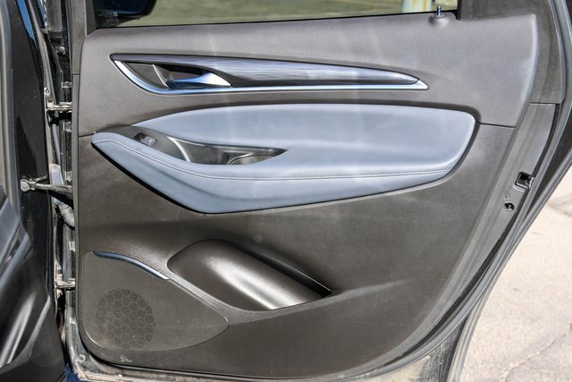 Used 2024 Buick Enclave Premium image 18