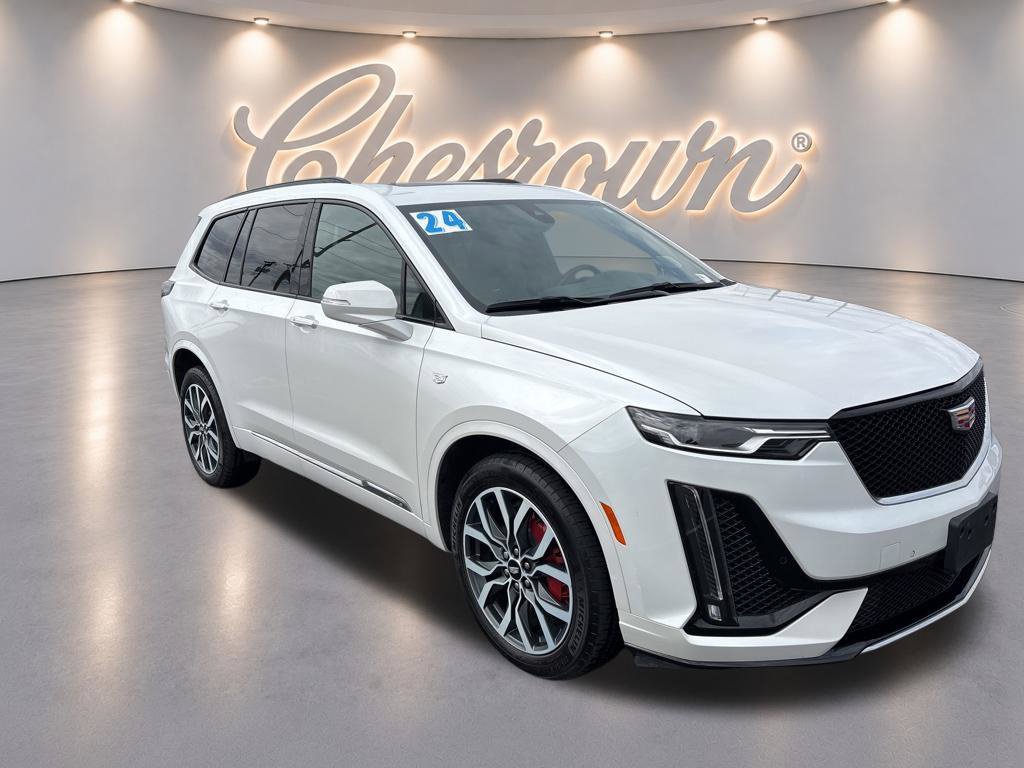 Used 2024 Cadillac XT6 Sport w/ LPO, Floor Liner Package AWD/4WD image 7