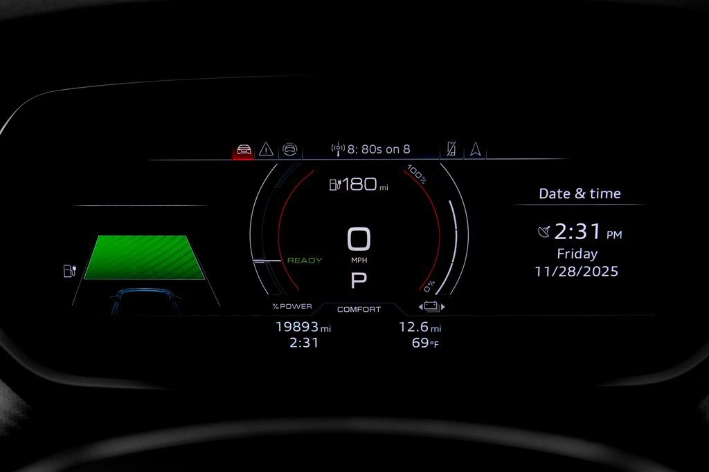 Used 2024 Audi e-tron GT Prestige image 26