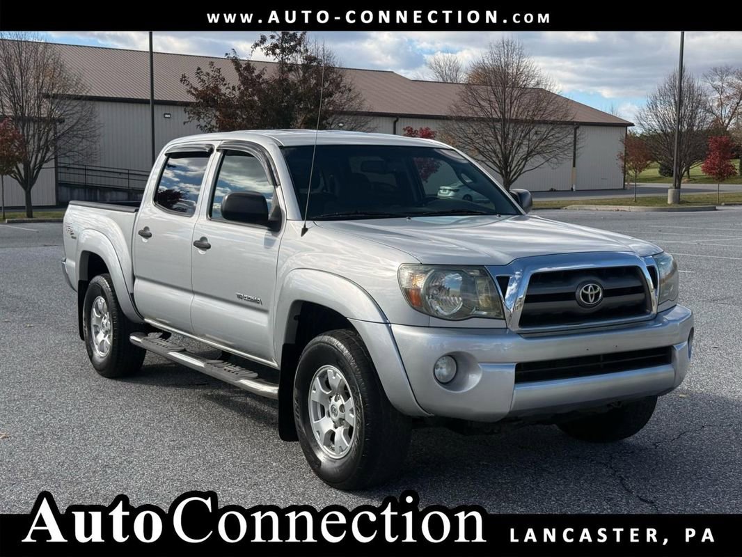 Used 2010 Toyota Tacoma 4x4 Double Cab image 1