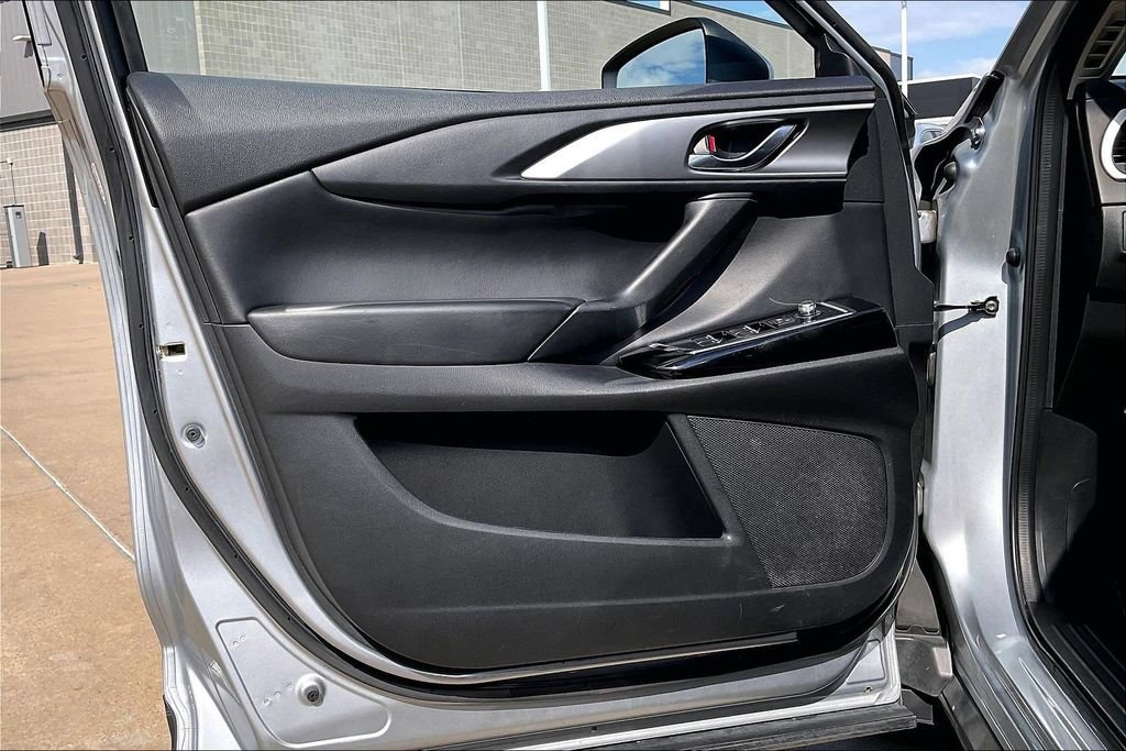 Used 2023 MAZDA CX-9 Touring AWD/4WD image 23