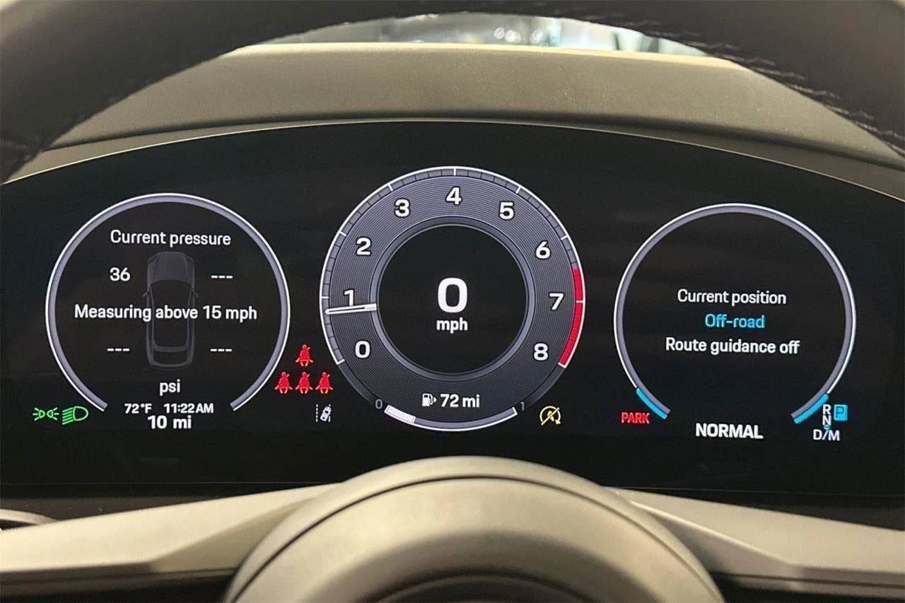 New 2025 Porsche Cayenne Coupe image 86