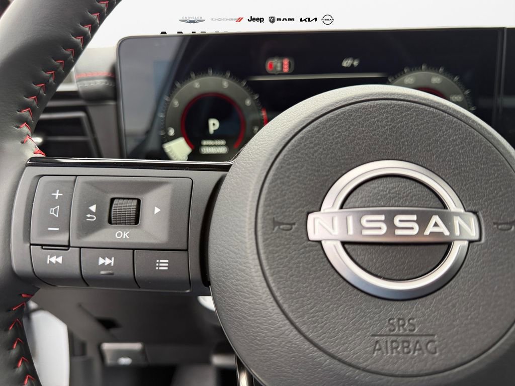 New 2026 Nissan Kicks SR w/ Cold Weather Package image 25