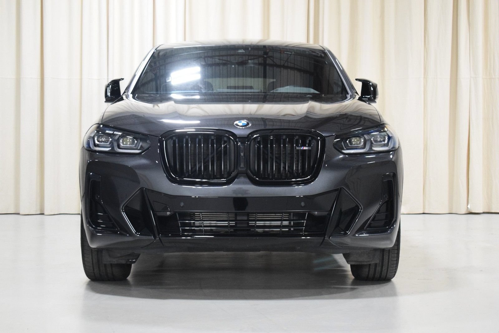 Used 2023 BMW X4 M40i w/ Parking Assistance Package AWD/4WD image 9