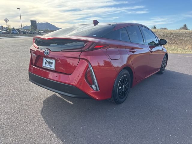 Used 2017 Toyota Prius Prime Advanced w/ Carpet Mat Package image 3