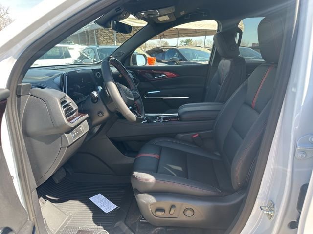 New 2026 Chevrolet Traverse RS w/ LPO, Floor Liner Package image 10