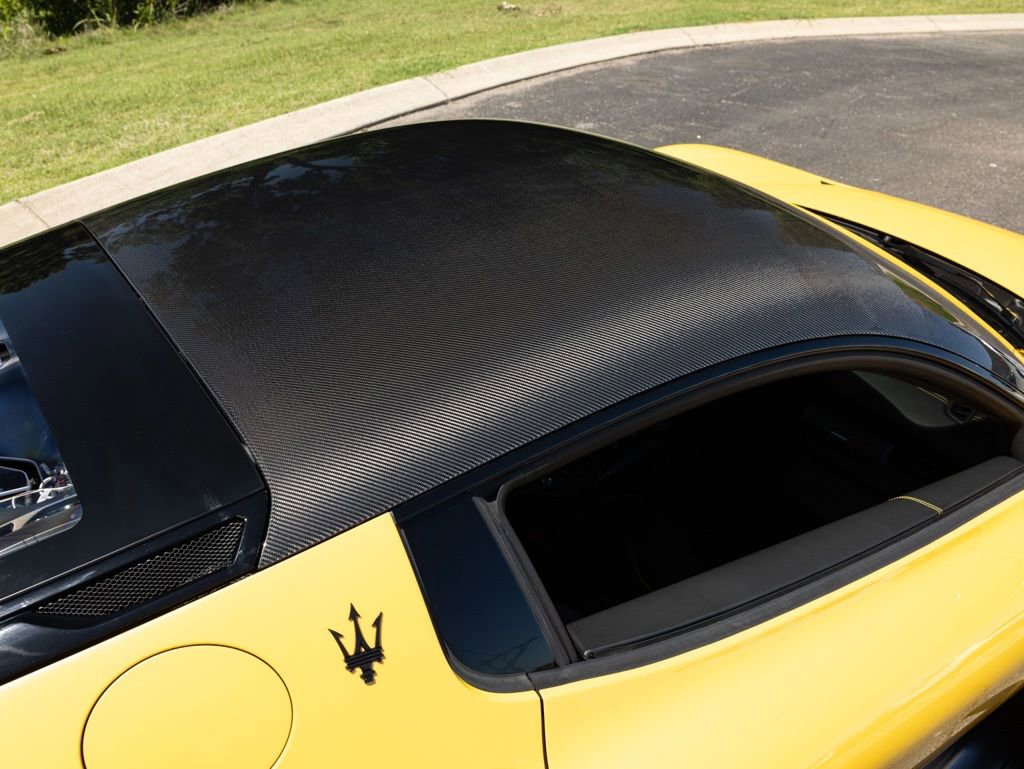Used 2022 Maserati MC20 Coupe RWD image 47
