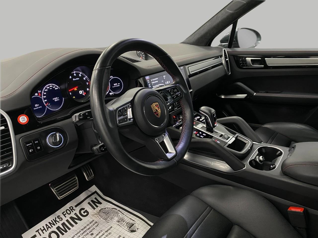 Used 2019 Porsche Cayenne Turbo image 4