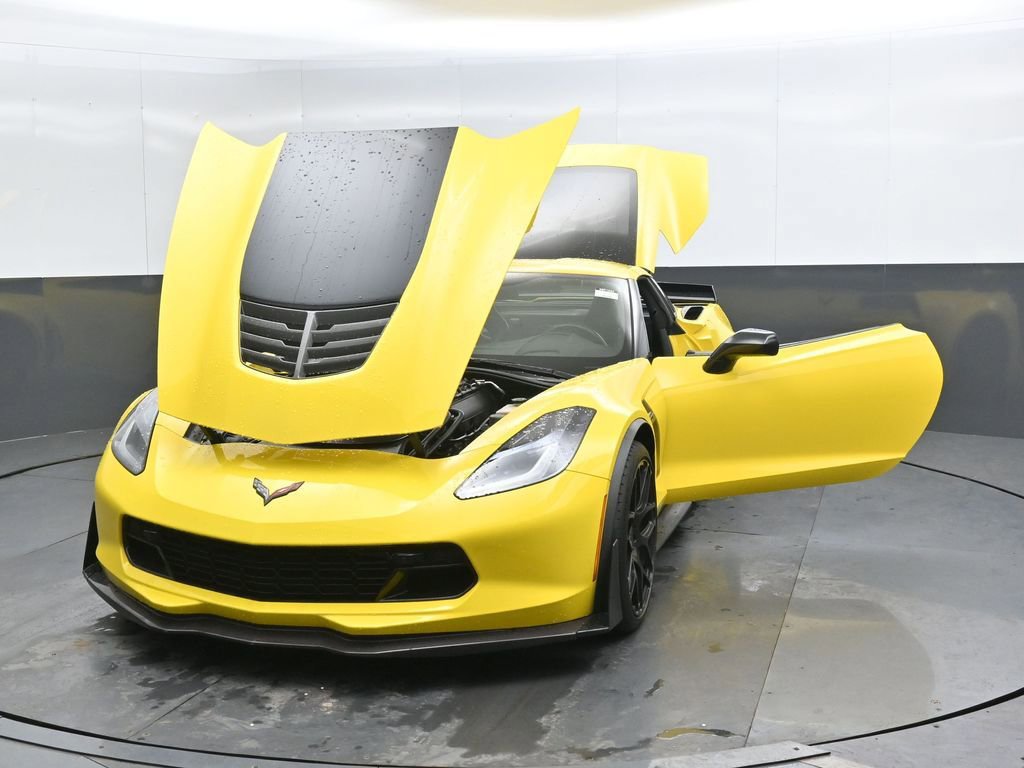 Used 2016 Chevrolet Corvette Z06 w/ Z07 Performance Package RWD image 45