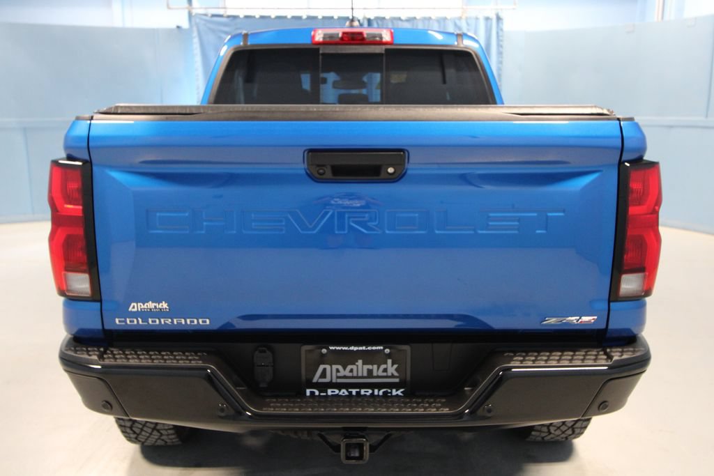Used 2023 Chevrolet Colorado ZR2 w/ ZR2 Convenience Package III AWD/4WD image 34
