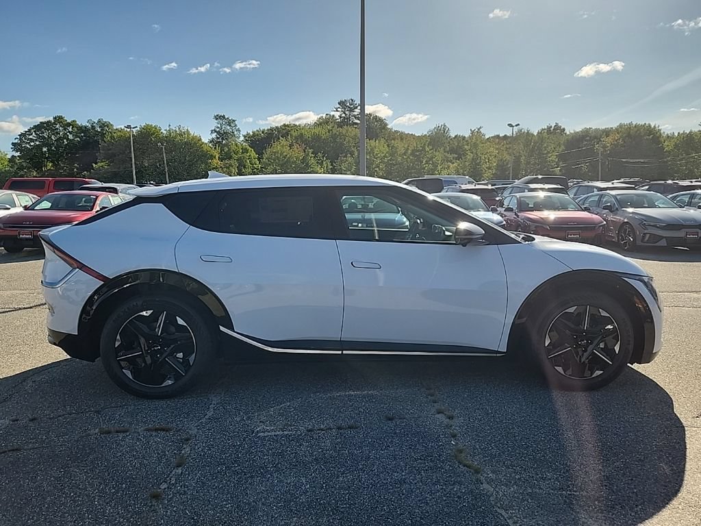 New 2026 Kia EV6 Wind AWD/4WD image 8