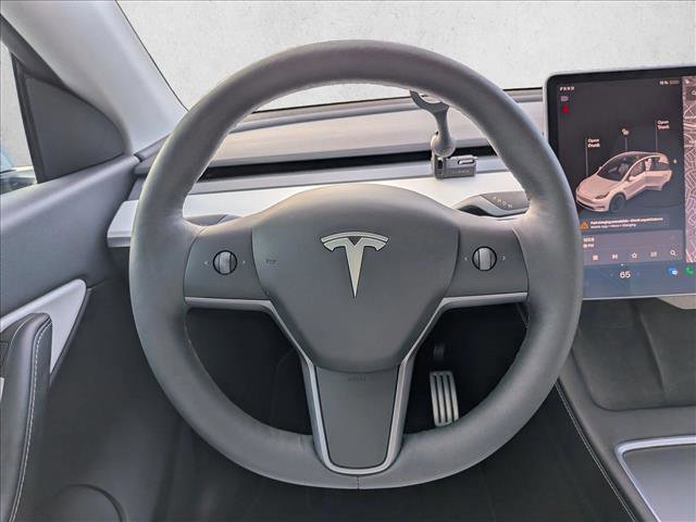 Used 2021 Tesla Model Y Performance image 23