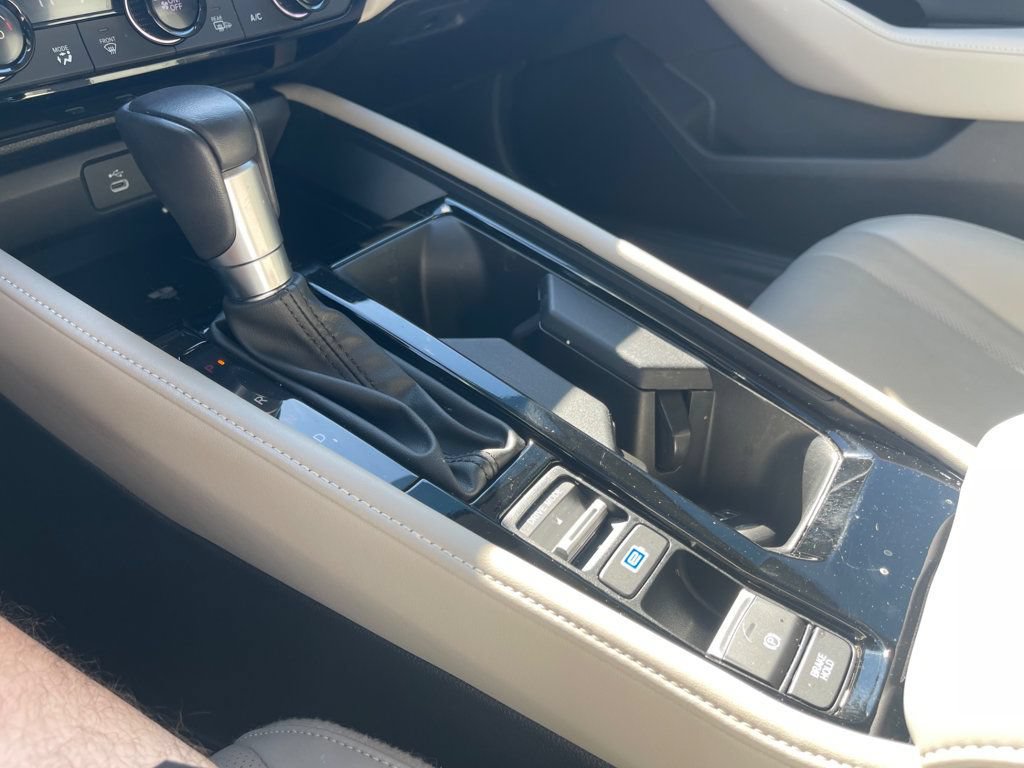 Used 2023 Honda Accord Touring image 18