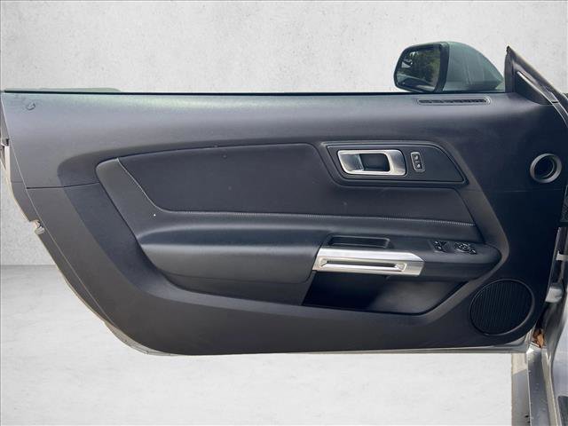 Used 2020 Ford Mustang Coupe RWD image 11