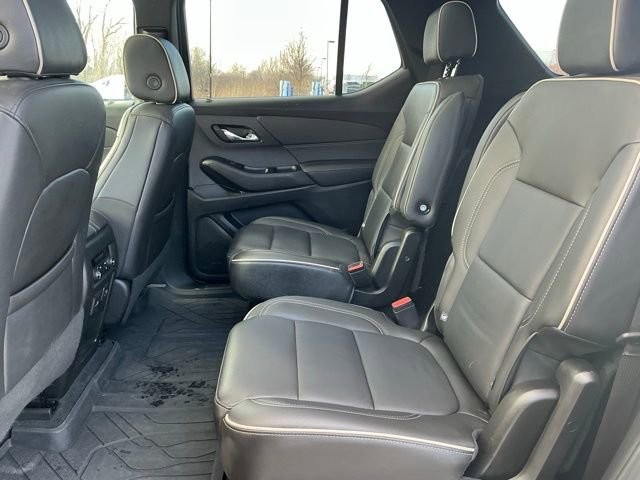 Used 2023 Chevrolet Traverse Premier w/ Redline Edition image 37