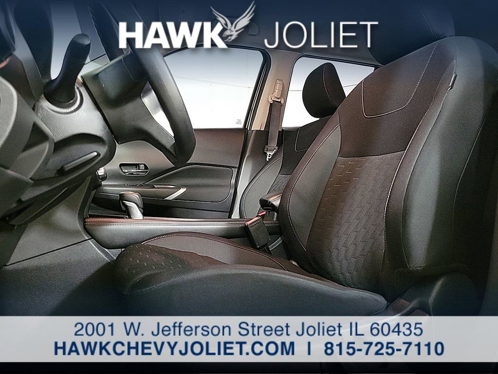 Used 2024 Nissan Kicks SV FWD image 11