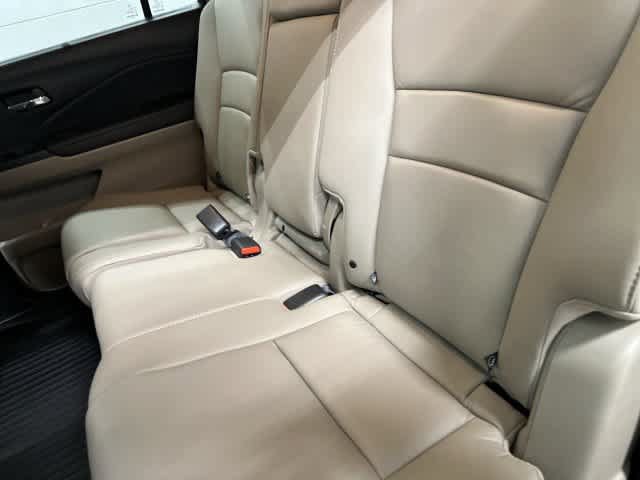 Used 2022 Honda Pilot Special Edition image 11