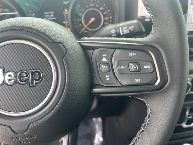 New 2025 Jeep Gladiator Sport image 17